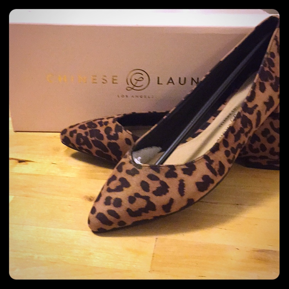 Chinese Laundry Gavin Leopard Flats NEW!!